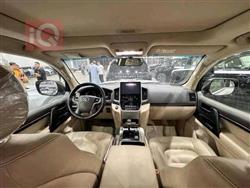 تۆیۆتا لاند کروزەر